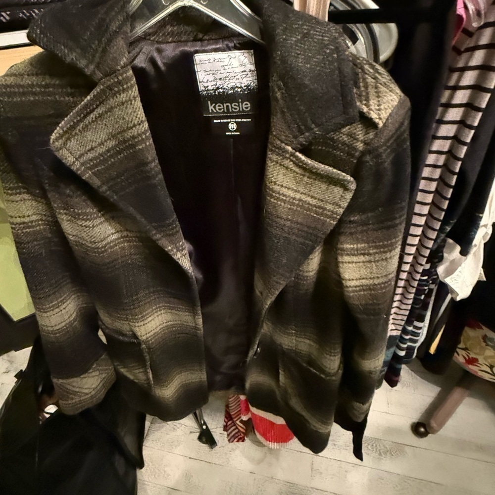 Kensie Black and Green coat